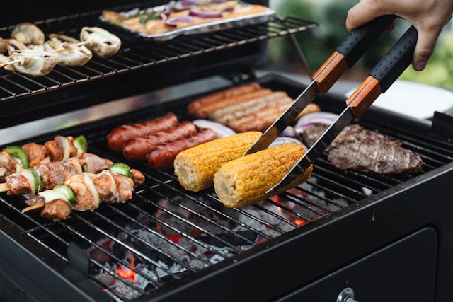 How to Plan the Ultimate Summer BBQ at Your Lake Murray Vacation Rental