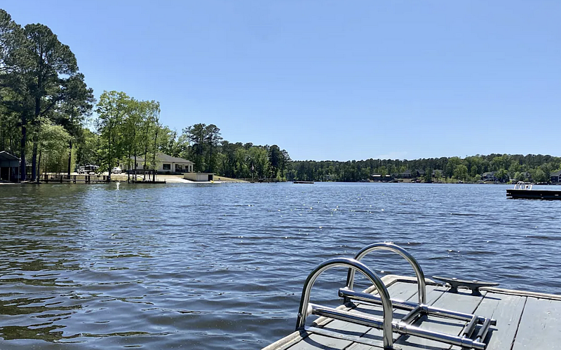 Everything You Need for the Ultimate Lake Day This Summer