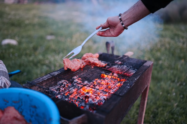 How to Host the Perfect Labor Day BBQ at Your Lake Murray Chalet